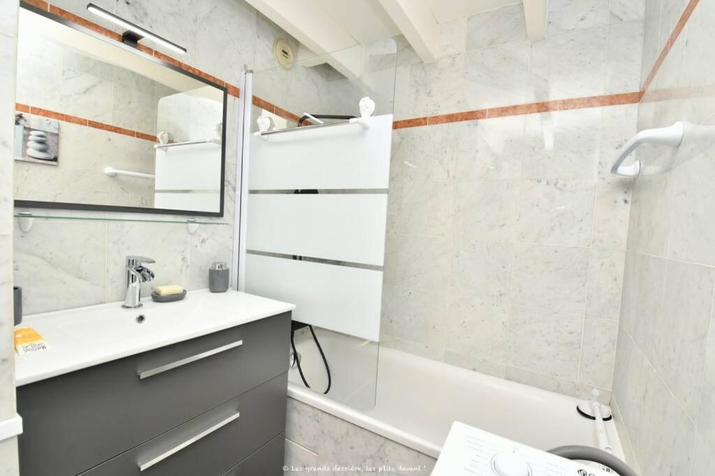 La Mezzanine Apt 5 Pers Classe 3 Etoiles, Royan- Centre 300 M Plage Foncillon Exterior photo
